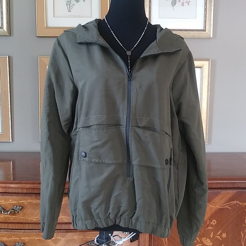 1105 2LIV Lightweight 3/4th Zip Pullover Jacket